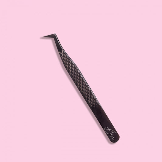 THICC volume tweezer